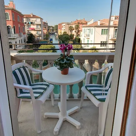 Noto Lagoon Flat Apartment